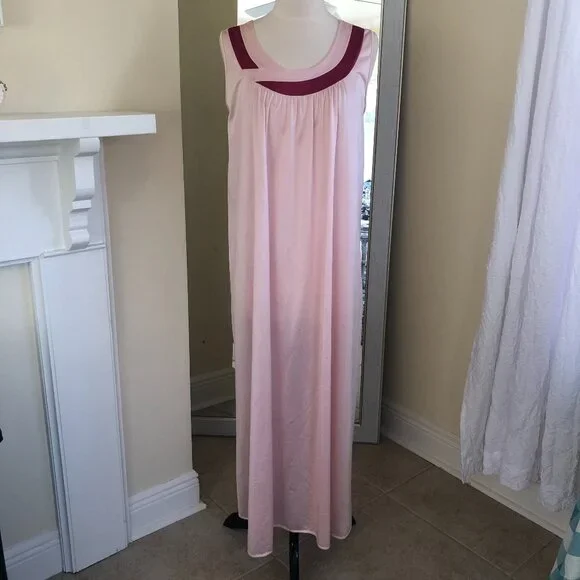 Vintage Lorraine Peignoir Gown & Robe Set Medium Long Pink - Picture 2 of 14